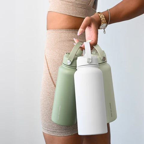 Sage + Cooper - The Classic 1 Litre Drink Bottle in Light Green