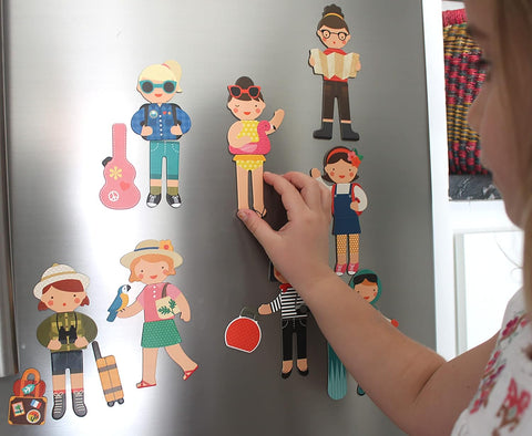 Petit Collage - Little Travellers - Magnetic Play Set