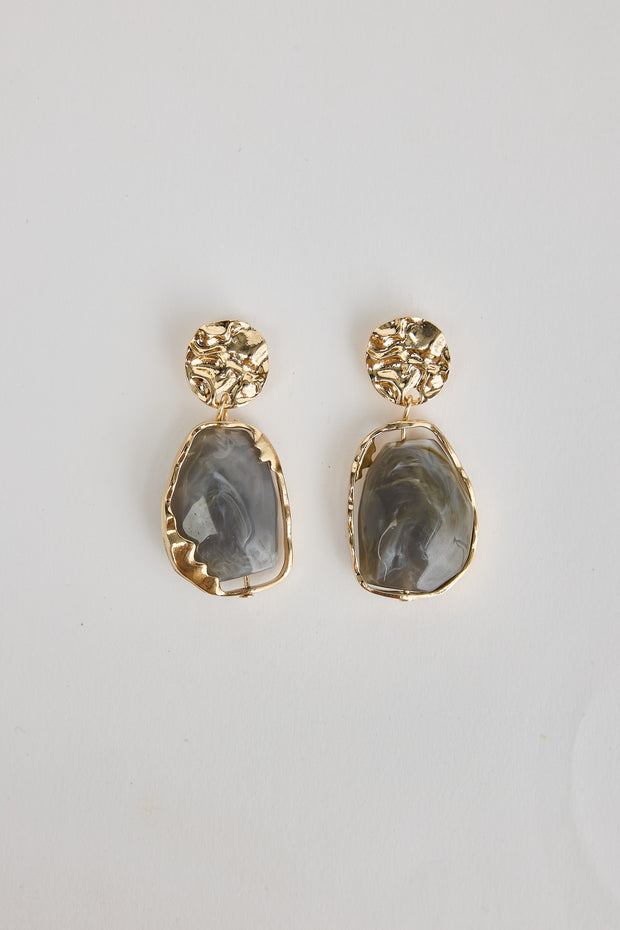 Holiday Collective - Sora Earrings - Grey