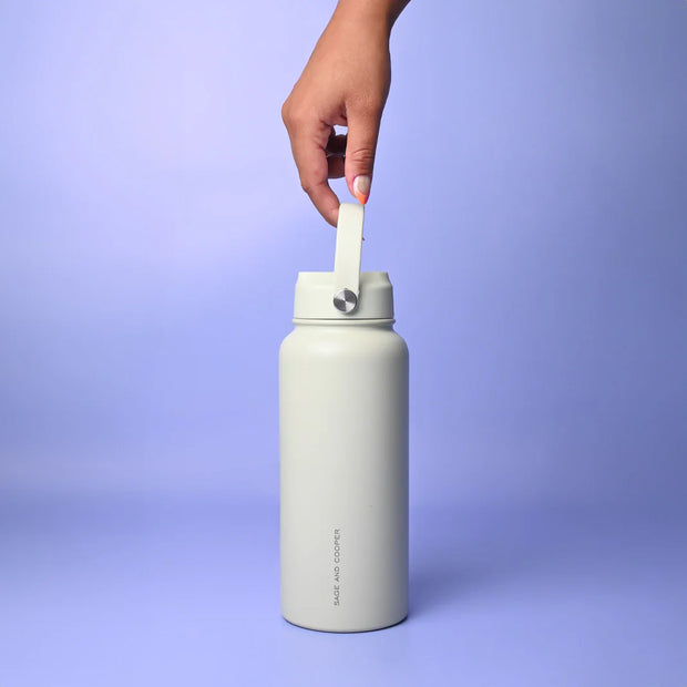 Sage + Cooper - The Classic 1 Litre Drink Bottle in White