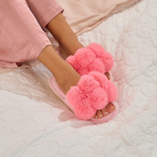 Annabel Trends - Cozy Luxe Pom Pom Slipper - Shell Pink